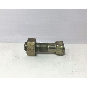 Болт КЗК-10-0109618 крепления заднего колеса КЗС-1218 рб