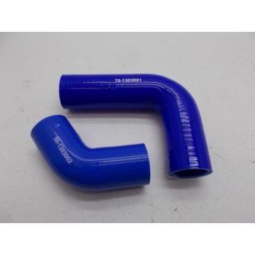 Патрубок радиатора МТЗ-80,82 (2шт) 70-1303001 верхний и 50-1303062 нижний (оранж. силикон)