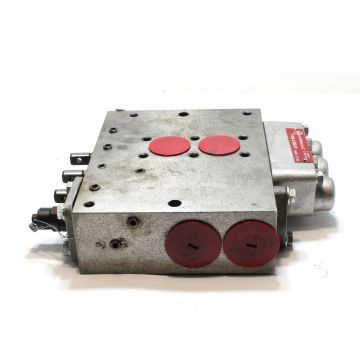 Г/распределитель МР100.3.000.01 ЭО-2621 3-х секц. правый 26.1401.000/02 Г/распределитель МР100.3.000.01 ЭО-2621 3-х секц. правый 26.1401.000/02