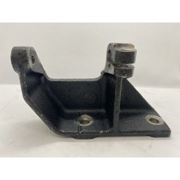 Кронштейн 1321-2707051-Б