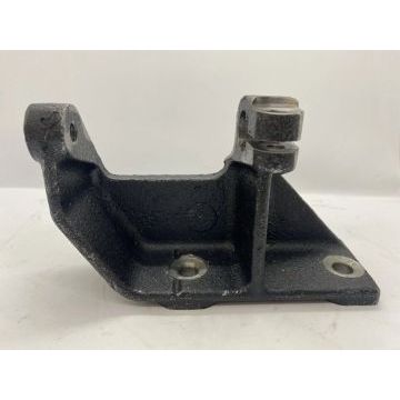 Кронштейн 1321-2707051-Б